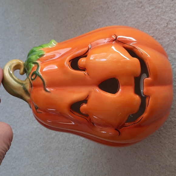 Electric Lighted Pumpkin - Picture 2 of 10